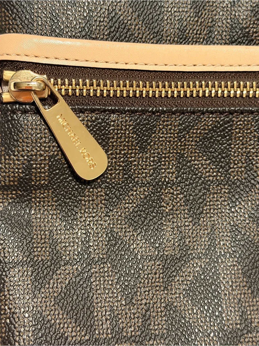 Michael Kors 90 y2k style crossbody shoulder bag purse vintage classic MK design